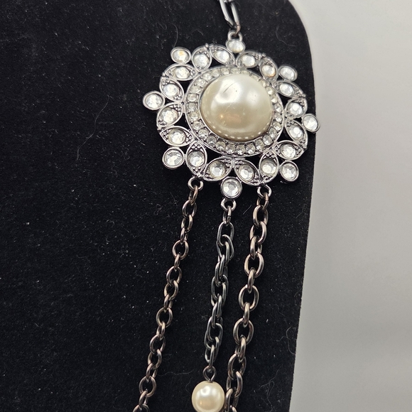 Layne Bryant Multi Strand Black and Pearl Necklace - Picture 2 of 5